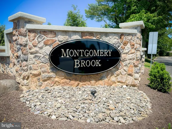 $2,250 | 1116 Foxmeadow Drive, Unit CONDO 1116, Royersford, PA 19468