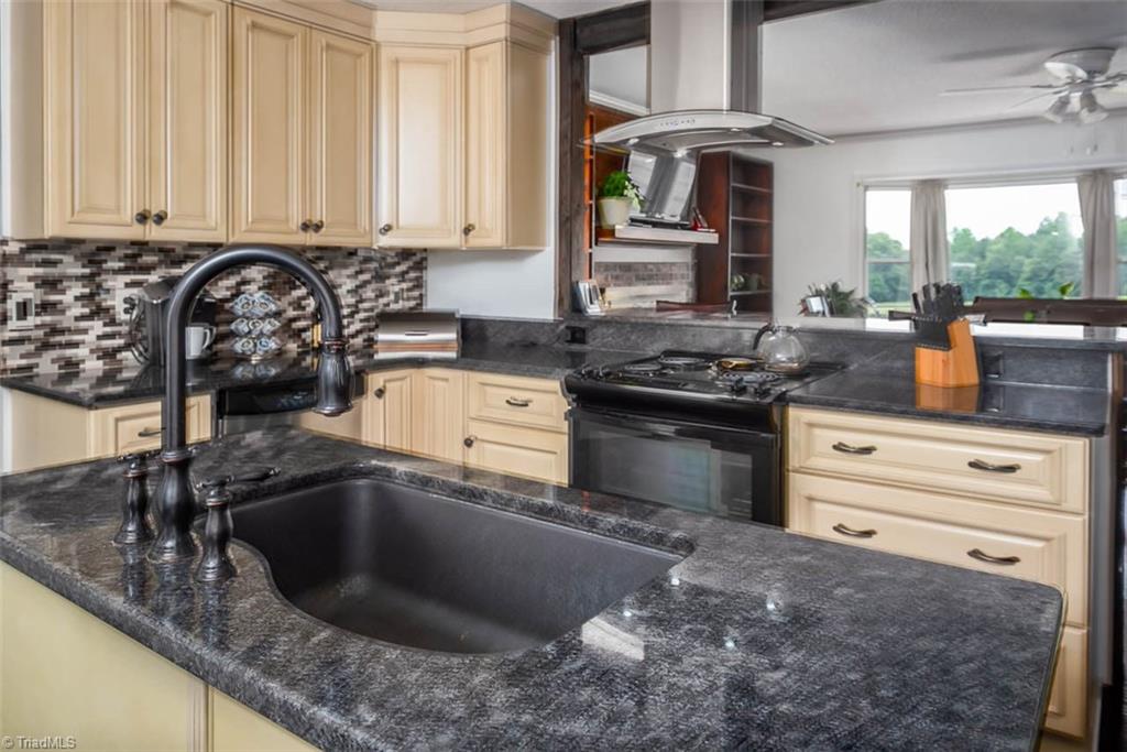 7110 Caviness Jordan Road Cedar Grove, NC 27231 - Photo 5 of 30 Gallery Image 5