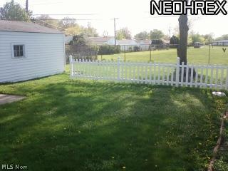 828 Pendley Road Willowick, OH 44095 - Photo 4 of 25 Gallery Image 4