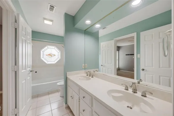 $685,000 | 1201 Findlay Drive, Arlington, TX 76012