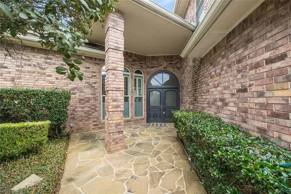 $685,000 | 1201 Findlay Drive, Arlington, TX 76012