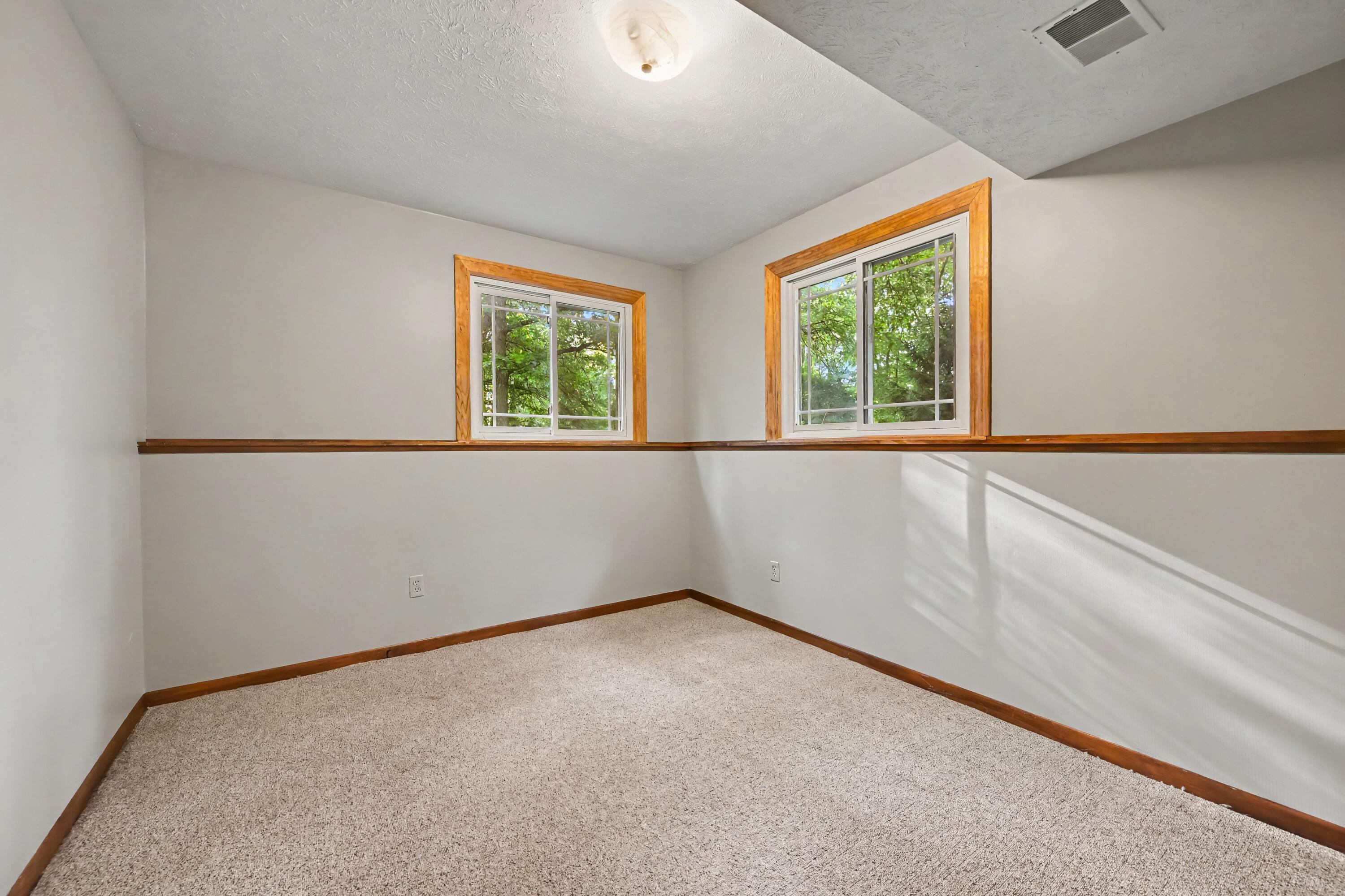 6080 Herring Road Litchfield, MI 49252 - Photo 16 of 27 016_file_5102