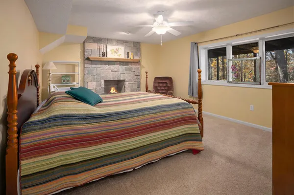 $649,900 | 370 Kowalski Drive, Tekonsha, MI 49092