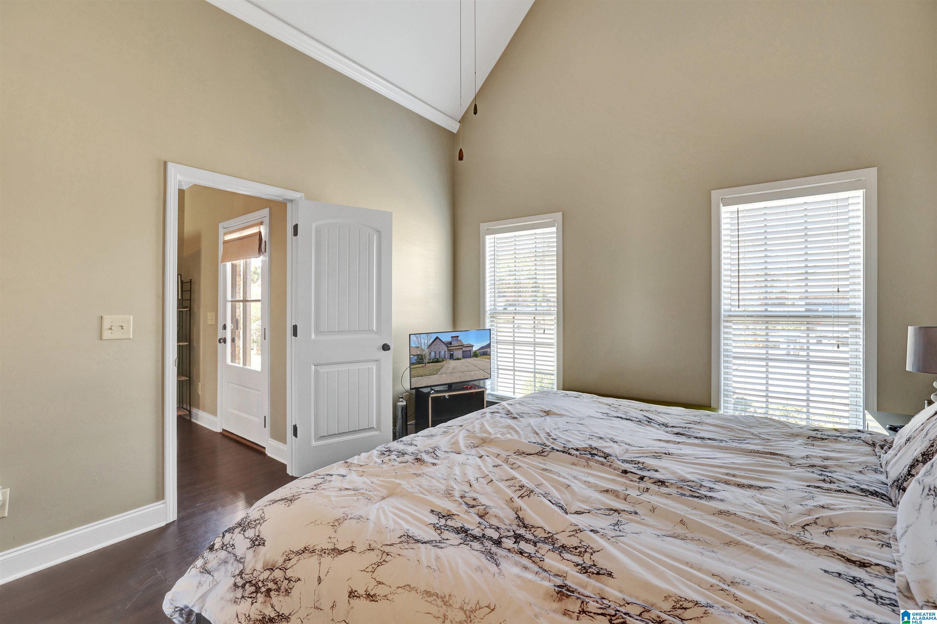 1053 Emerald Ridge Drive Calera, AL 35040 - Photo 7 of 28