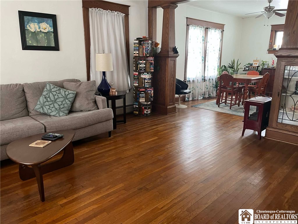 752 Deer Street Dunkirk, NY 14048 - Photo 4 of 18