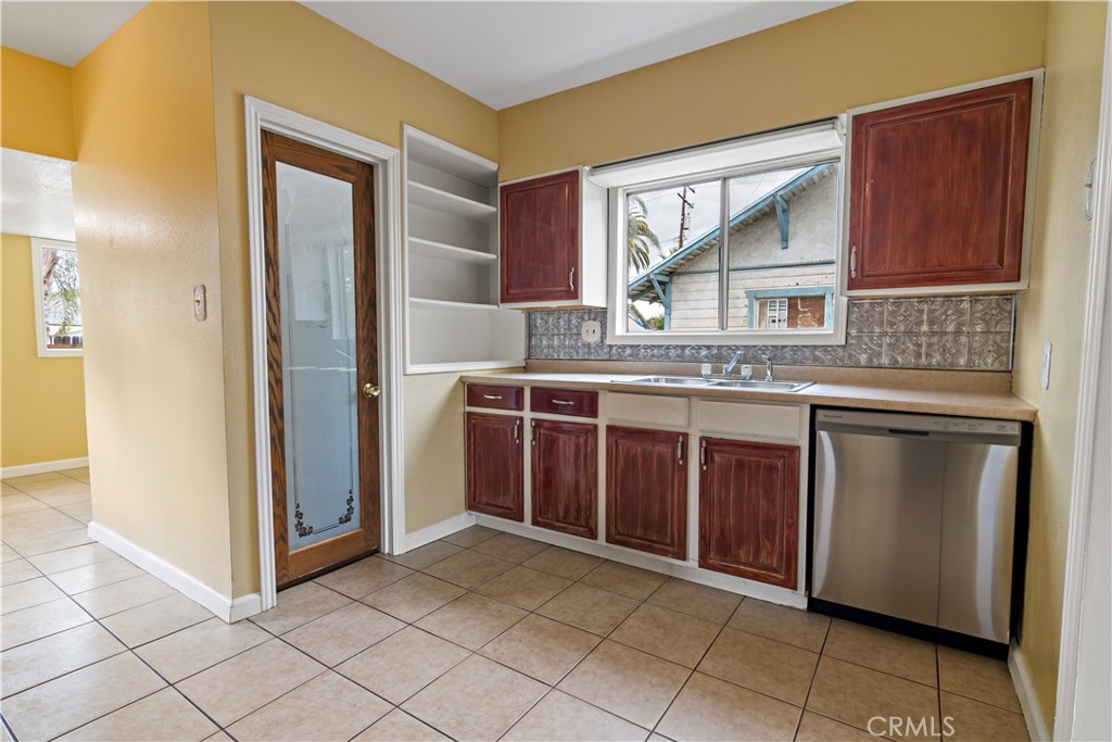 4781 Brockton Avenue Riverside, CA 92506 - Photo 17 of 46