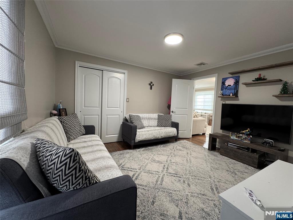 230 Linden Road Wayne, NJ 07470 - Photo 6 of 15