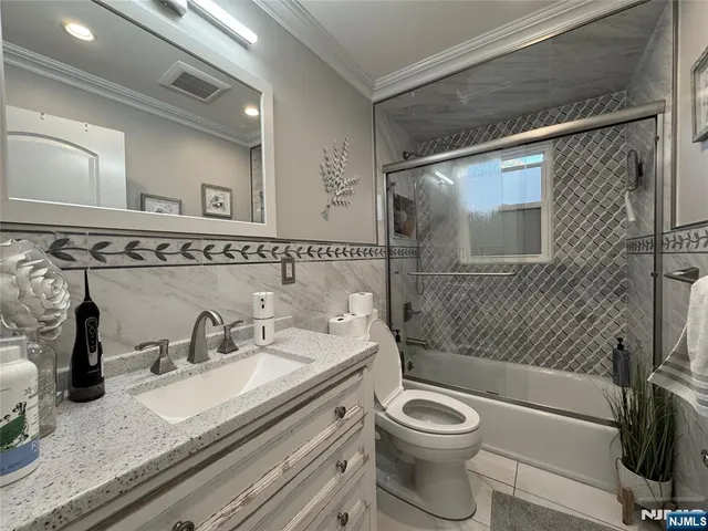 $3,500 | 230 Linden Road, Wayne, NJ 07470