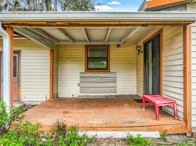 $300,000 | 32200 Avington Road, Sorrento, FL 32776
