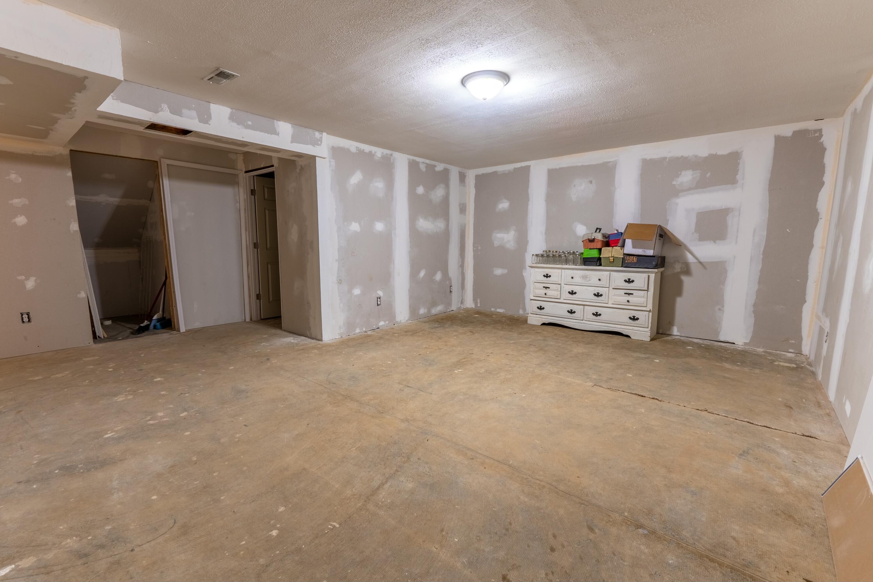 703 East Langdon Road Science Hill, KY 42553 - Photo 45 of 55 tempImageRadtCC