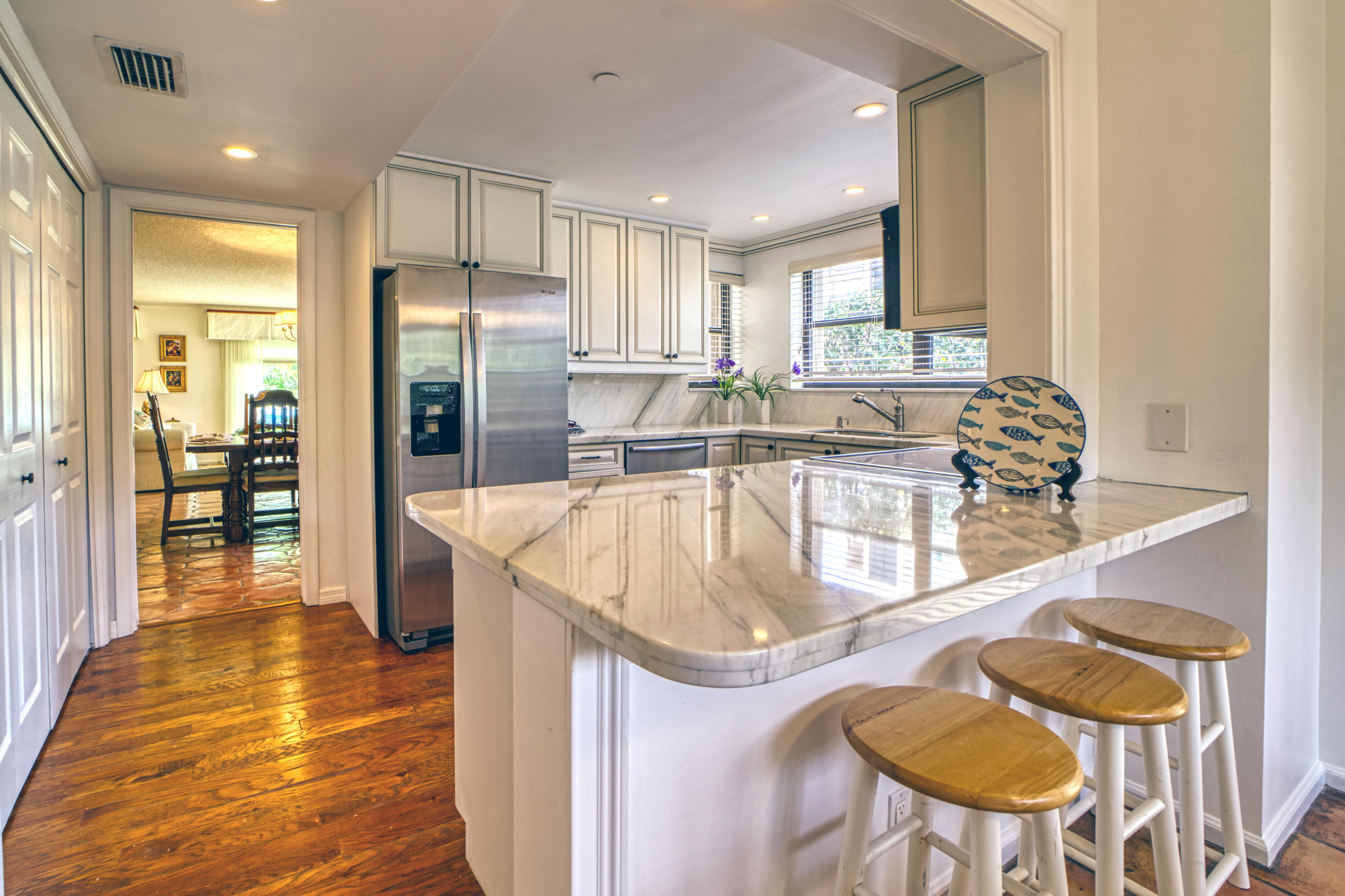 364 Golfview Road, Unit 207 North Palm Beach, FL 33408 - Photo 3 of 22 View-from-Counter