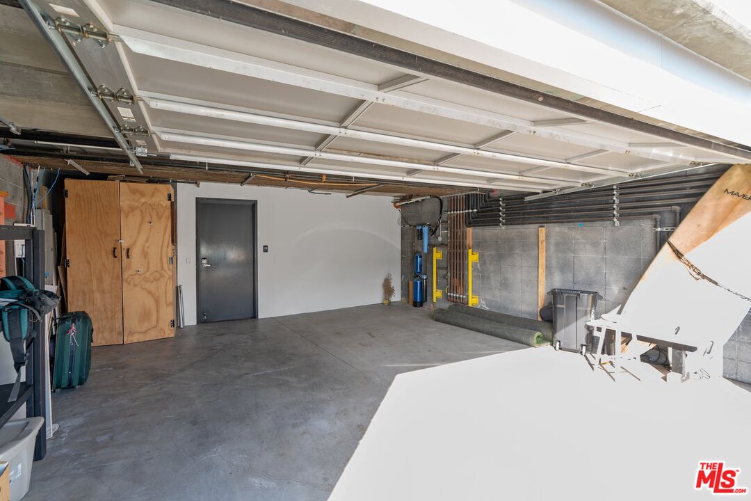 351 Sunset Avenue, Unit 1 Venice, CA 90291 - Photo 25 of 25 a view of empty room