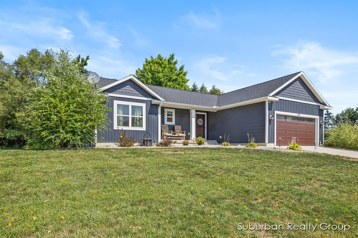 13175 Spruceridge Road Gowen, MI 49326 - Photo 2 of 35 IMG_1001
