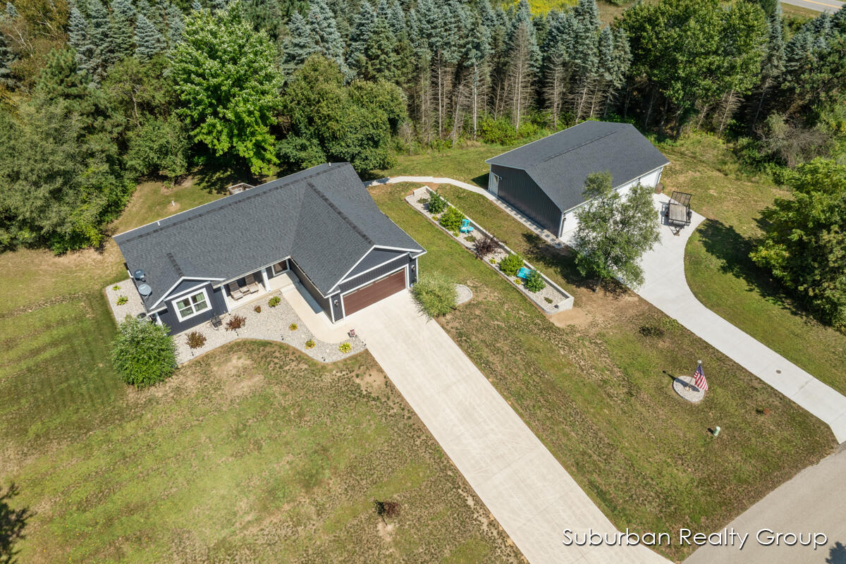 13175 Spruceridge Road Gowen, MI 49326 - Photo 23 of 35 IMG_1021