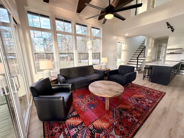 $674,900 | 169 Shoreside Court, Tracy City, TN 37387