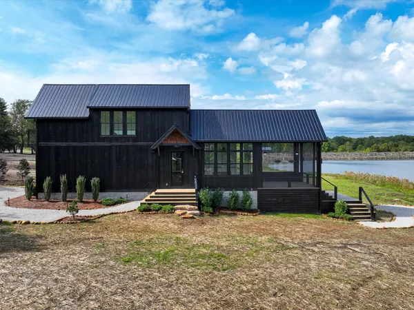 $674,900 | 169 Shoreside Court, Tracy City, TN 37387