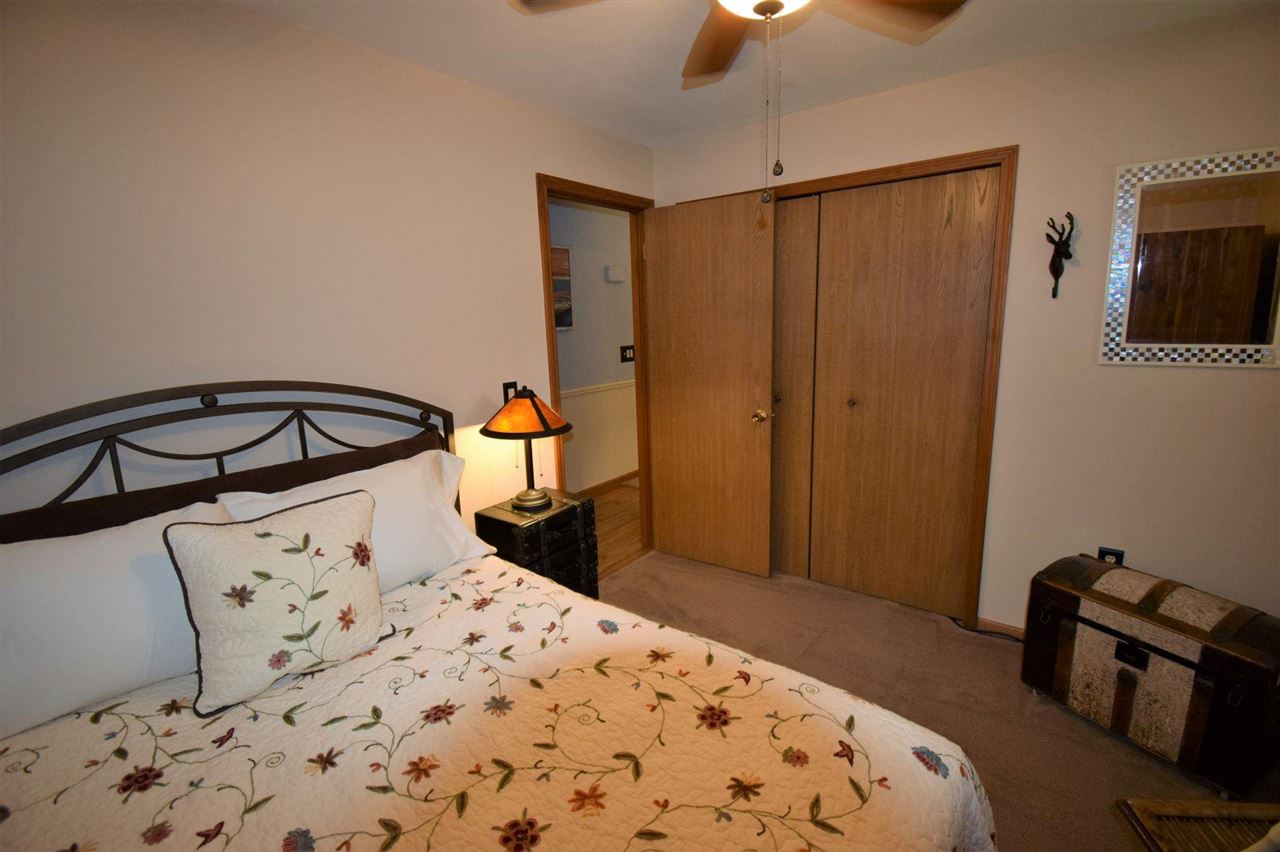 8945 Mercer Road Charlevoix, MI 49720 - Photo 25 of 42 1889249-24.JPG