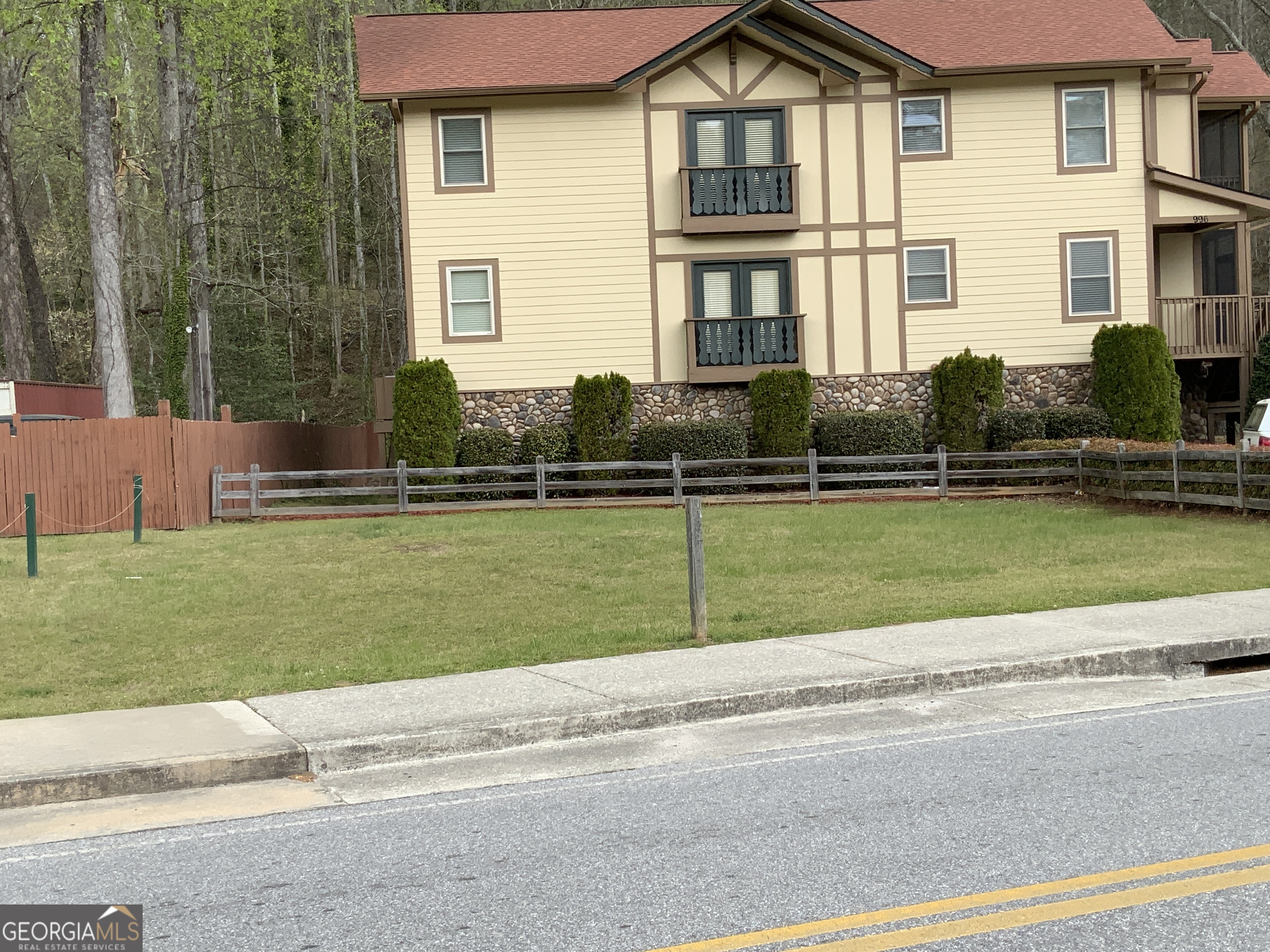 0 Edelweiss Strasse Helen, GA 30545 - Photo 8 of 8 a view of a house with a swimming pool