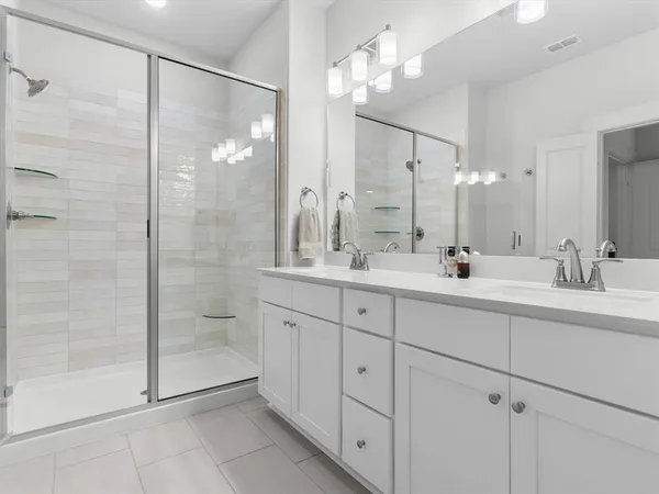 $425,000 | 1423 Silver Marten Trail, Arlington, TX 76005