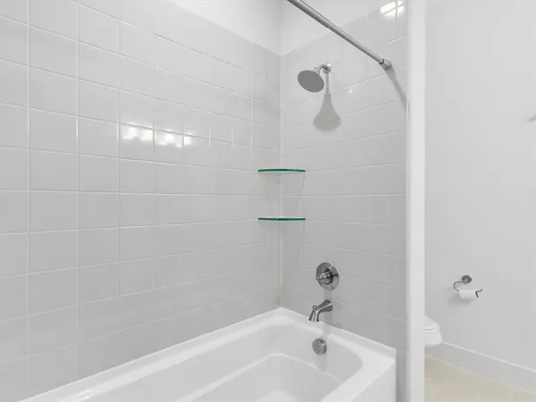 $425,000 | 1423 Silver Marten Trail, Arlington, TX 76005