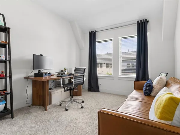 $425,000 | 1423 Silver Marten Trail, Arlington, TX 76005