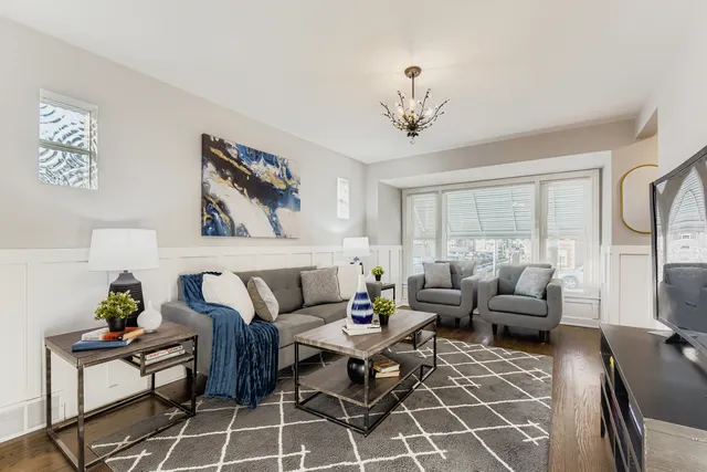 $319,900 | 7759 South Wood Street, Chicago, IL 60620