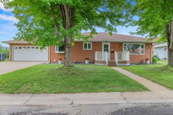 $339,000 | 317 Emherst Street, Winona, MN 55987