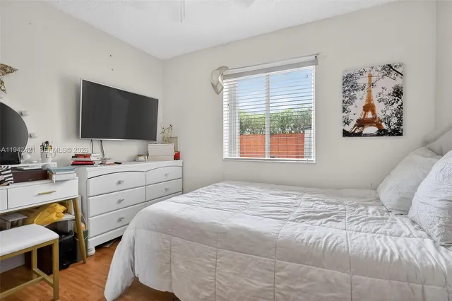 $445,000 | 18752 Northwest 84th Pl., Unit 6066, Hialeah, FL 33015