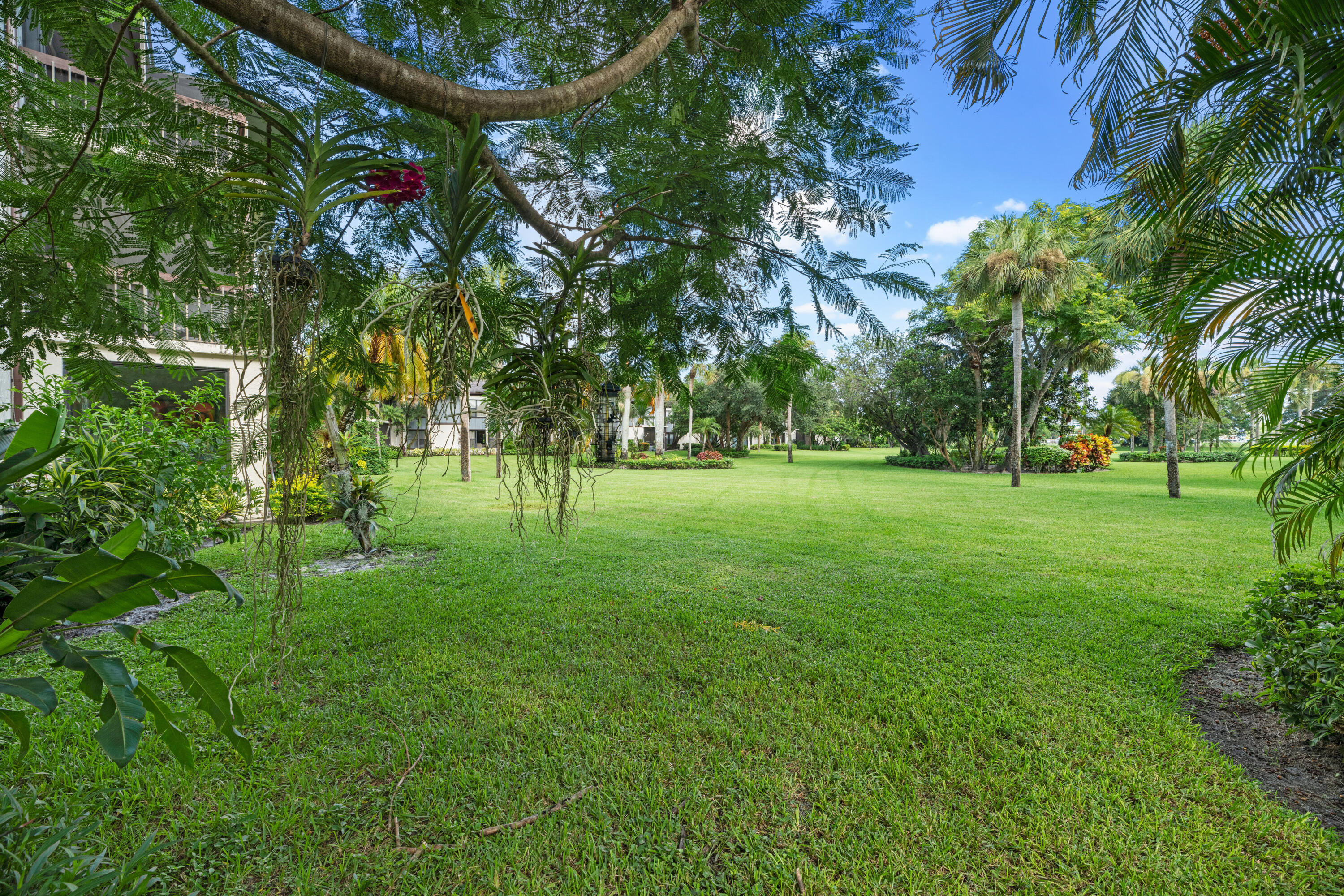 13362 Polo Road West, Unit B102 Wellington, FL 33414 - Photo 30 of 33 13362 Polo Club Rd Unit b102-print-032-0