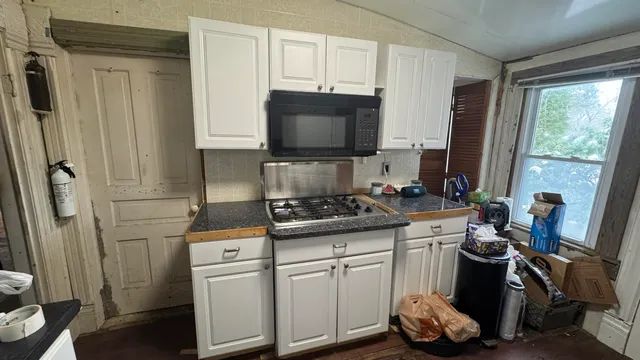 $95,000 | 330 South Church Street, Tekonsha, MI 49092