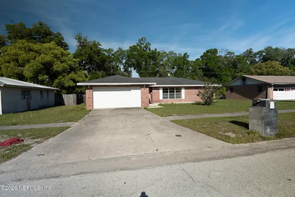 $180,000 | 190 Mango Drive, Palatka, FL 32177