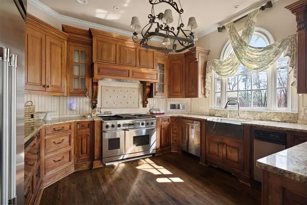 $4,800 | 530 Slane Trace, Roswell, GA 30076