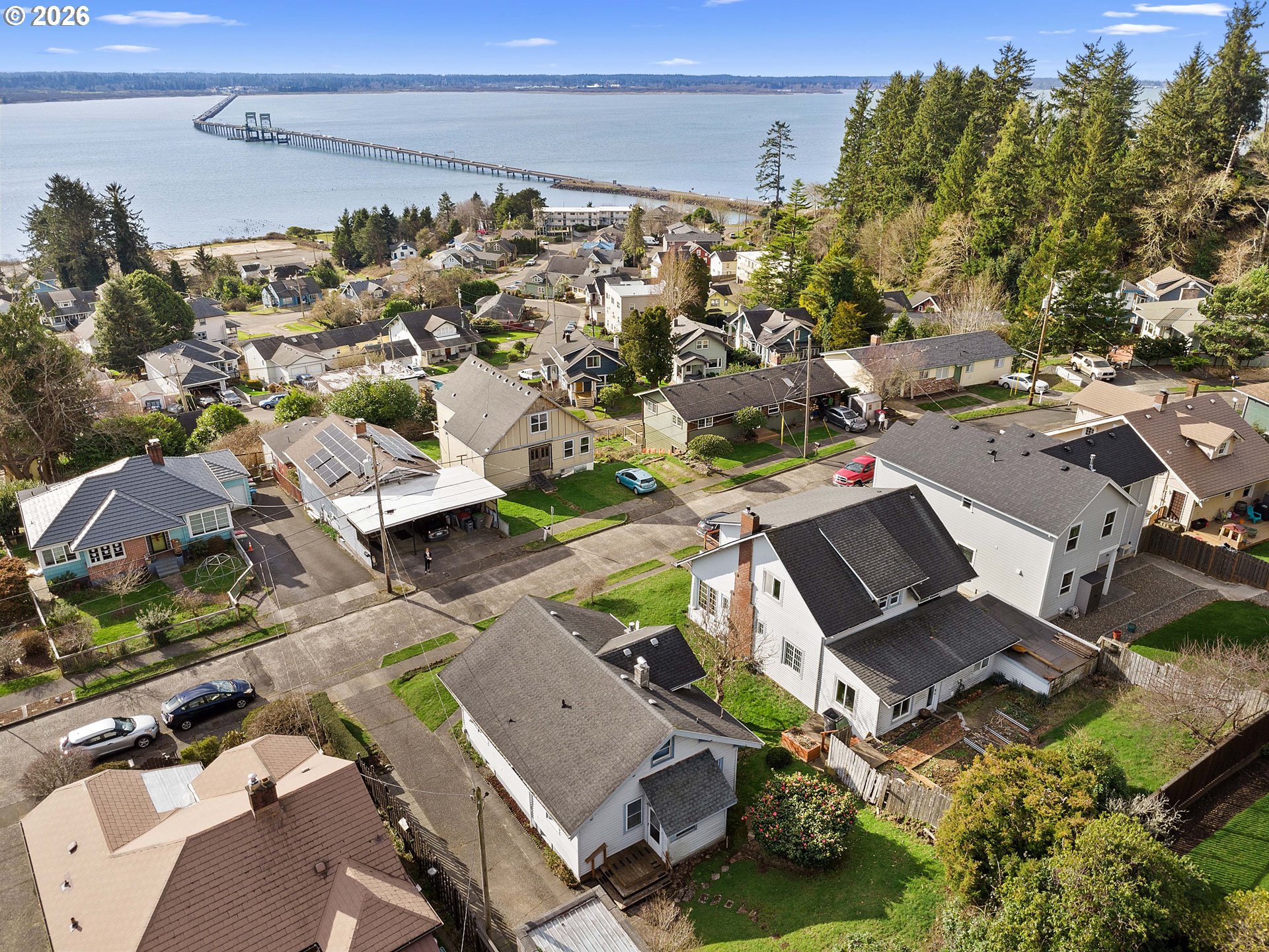 431 Chinook Street Astoria, OR 97103 - Photo 31 of 32 Drone View/UAV