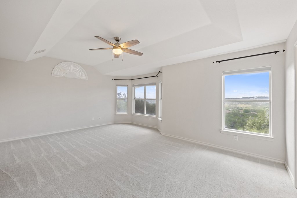 17133 Majestic Ridge Road Austin, TX 78738 - Photo 19 of 40