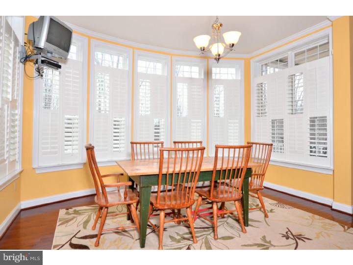 2951 Chestnut Hill Road Pottstown, PA 19465 - Photo 11 of 25 Breakfast Room