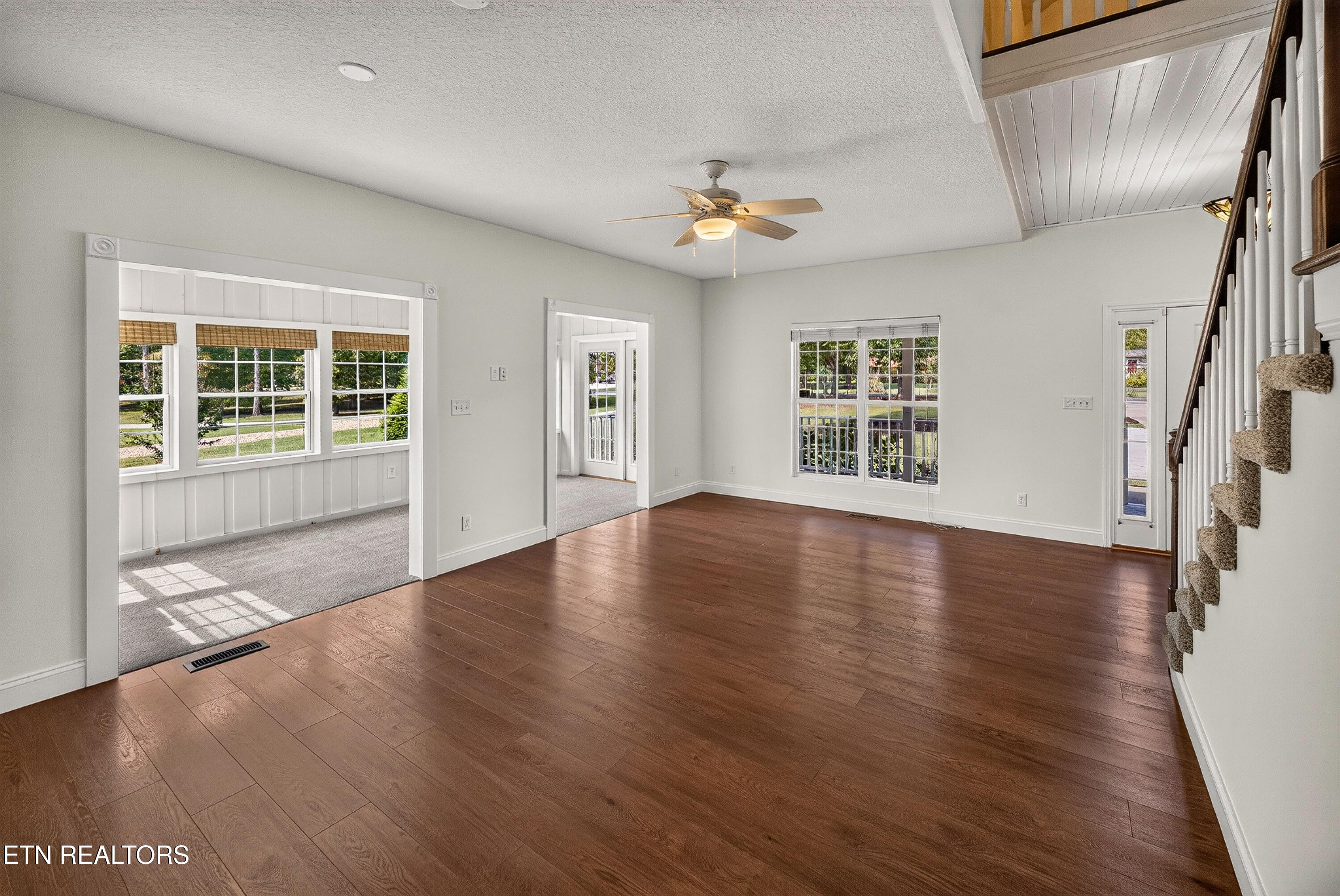 4710 Messer Lane Powell, TN 37849 - Photo 12 of 40 Living Room