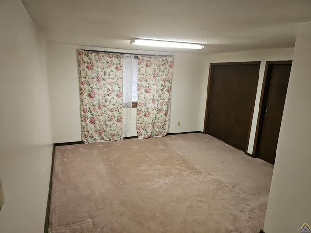 $200,000 | 10819 T2 Lane, Hoyt, KS 66440