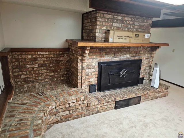 $200,000 | 10819 T2 Lane, Hoyt, KS 66440