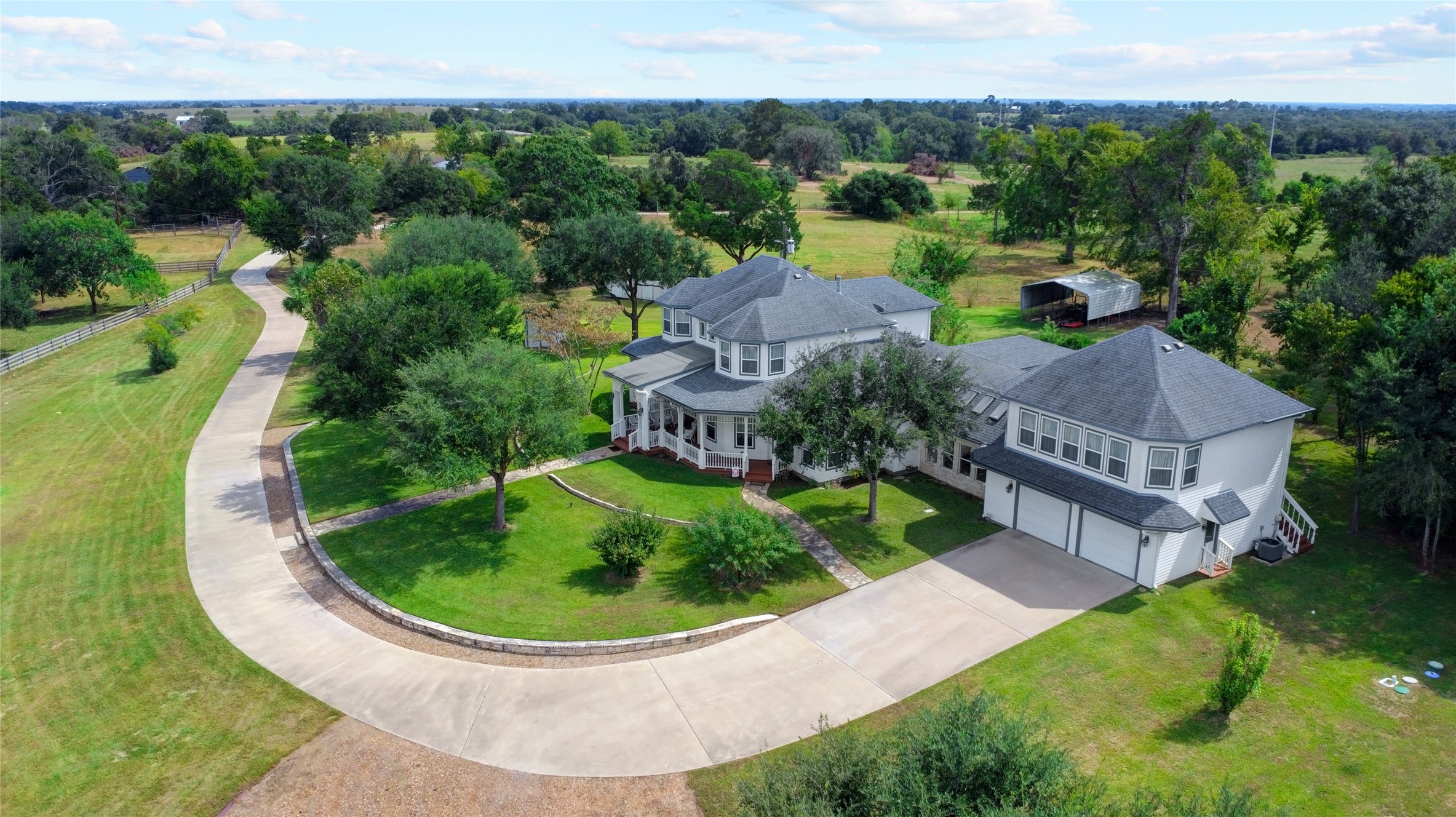 4854 Coshatte Road Bellville, TX 77418 - Photo 49 of 52 an aerial view of a house