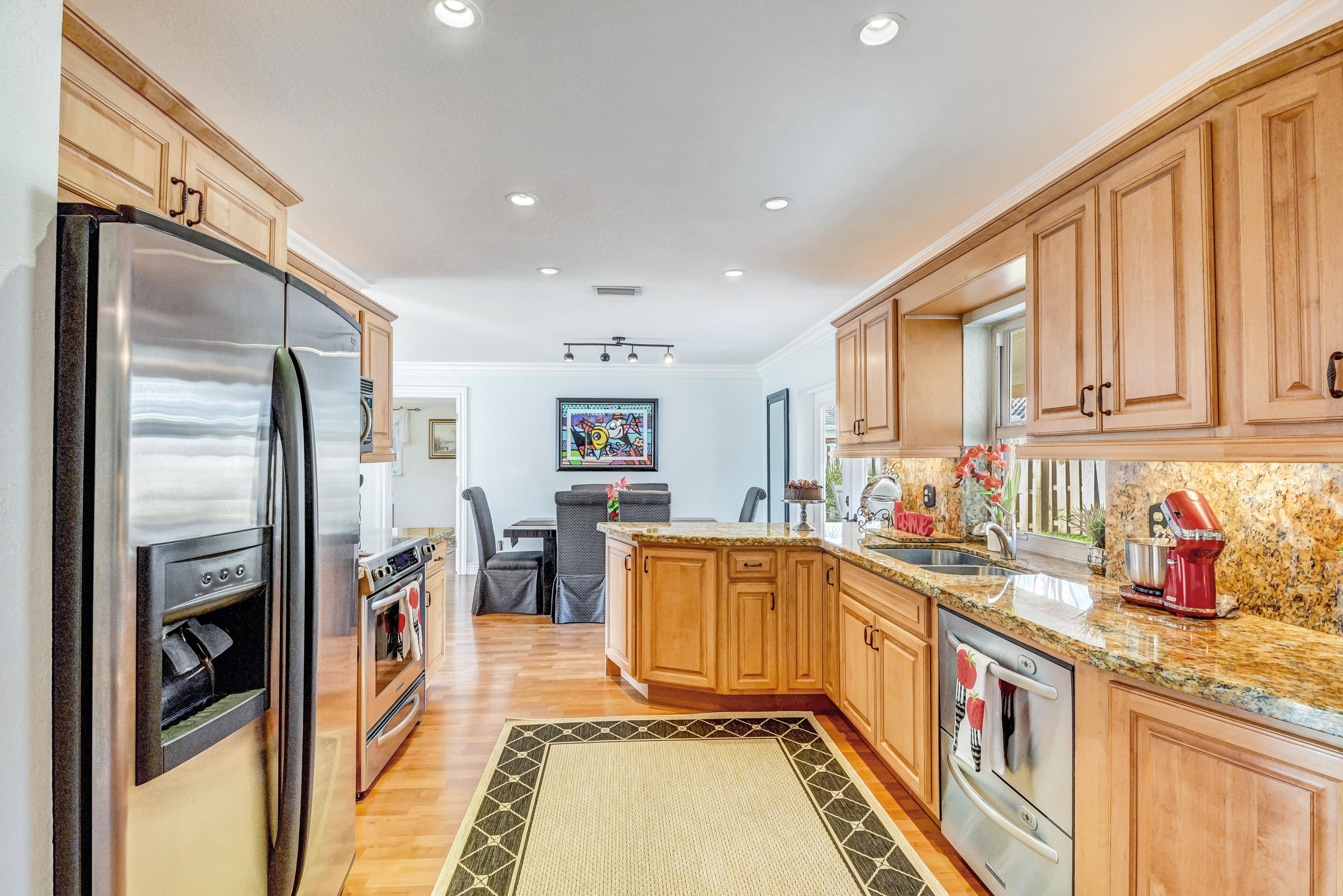 6871 Terra Tranquila Drive Boca Raton, FL 33433 - Photo 12 of 43 Tons of Recessed Lighting