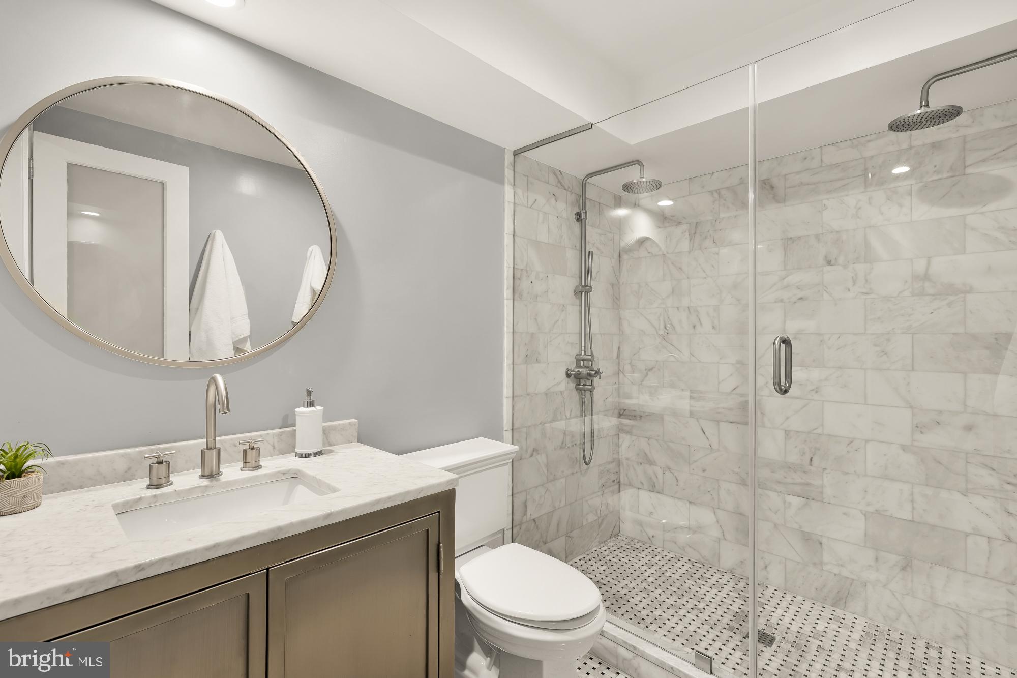 1561 33rd Street Northwest Washington, DC 20007 - Photo 21 of 34