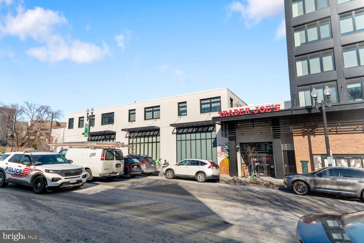 1561 33rd Street Northwest Washington, DC 20007 - Photo 28 of 34