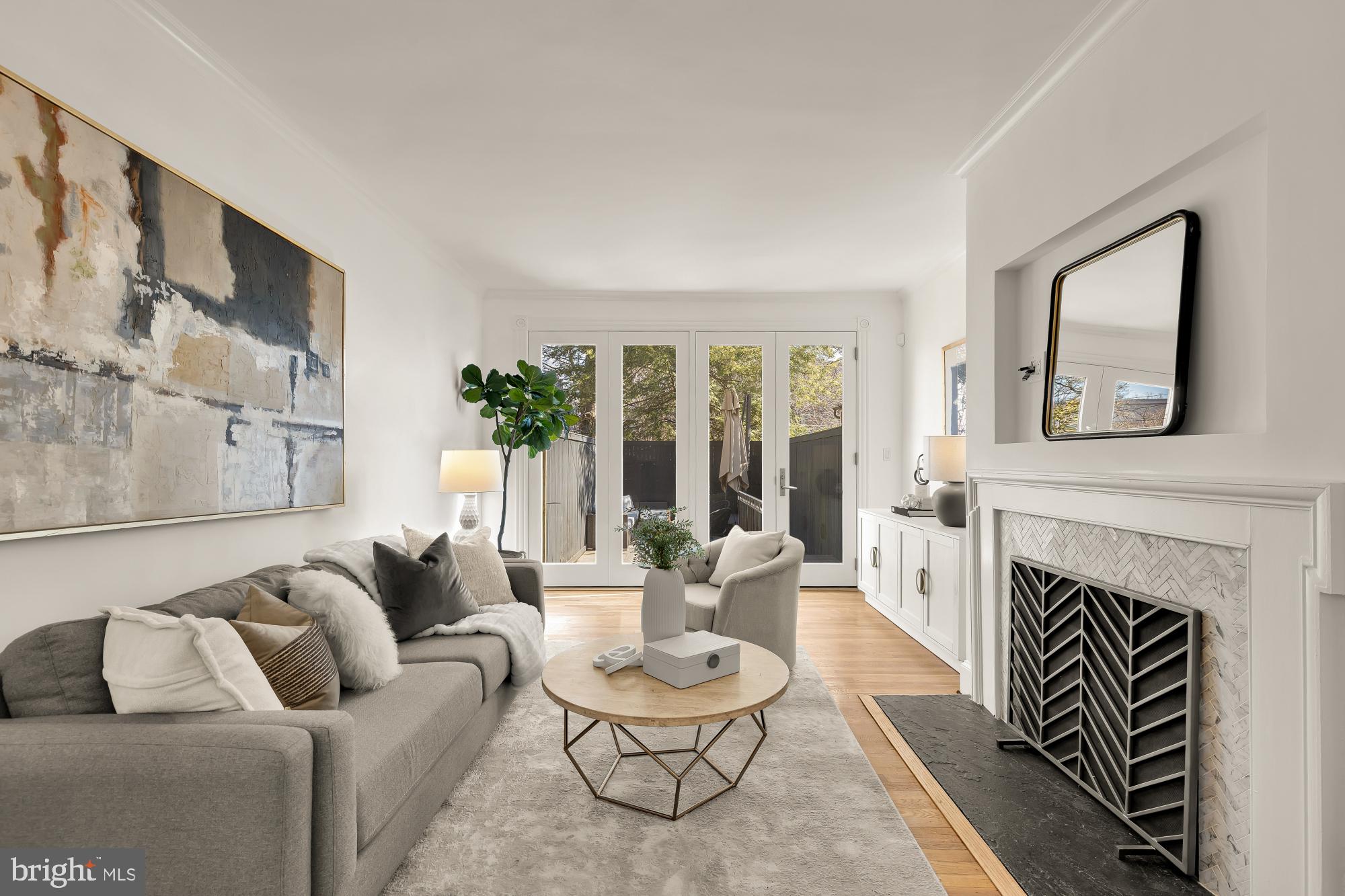 1561 33rd Street Northwest Washington, DC 20007 - Photo 7 of 34