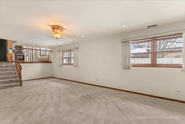 $525,000 | 8209 Middlebury Avenue, Woodridge, IL 60517