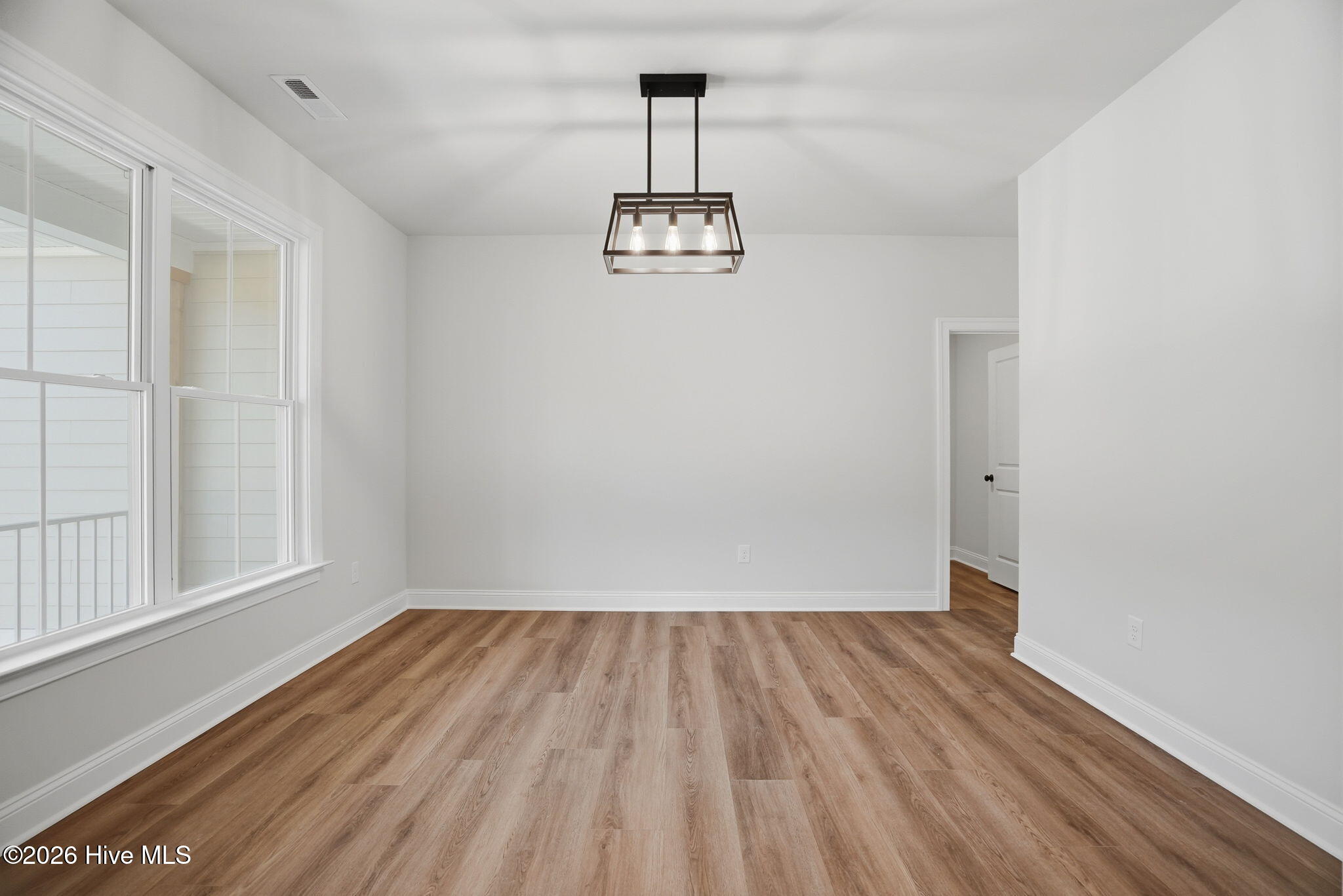 321 Riversound Drive Edenton, NC 27932 - Photo 6 of 69 16-web-or-mls-DSC03005