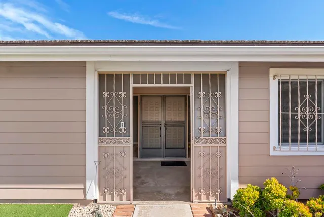 $1,399,900 | 3433 Kennelworth Lane, Bonita, CA 91902