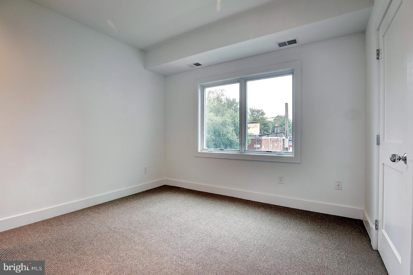 715 Kenyon Street Northwest, Unit 3 Washington, DC 20010 - Photo 8 of 11