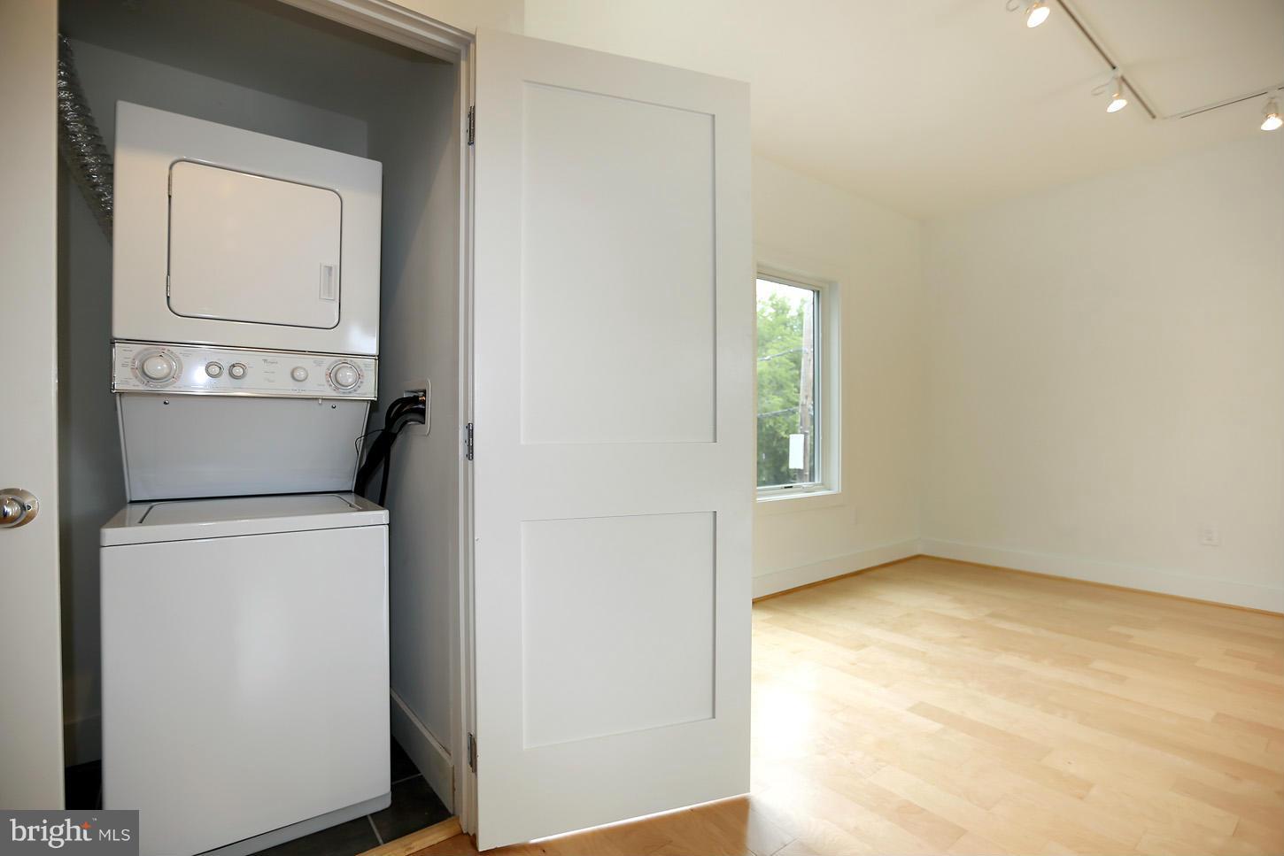 715 Kenyon Street Northwest, Unit 3 Washington, DC 20010 - Photo 10 of 11 Interior (General)