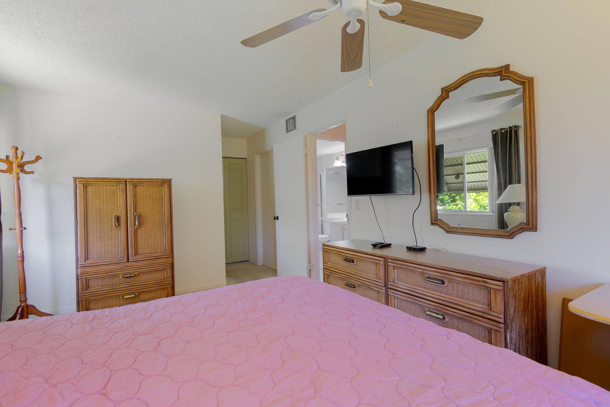 318 Pine Ridge Circle, Unit C2 Greenacres, FL 33463 - Photo 19 of 30 Large Bedroom