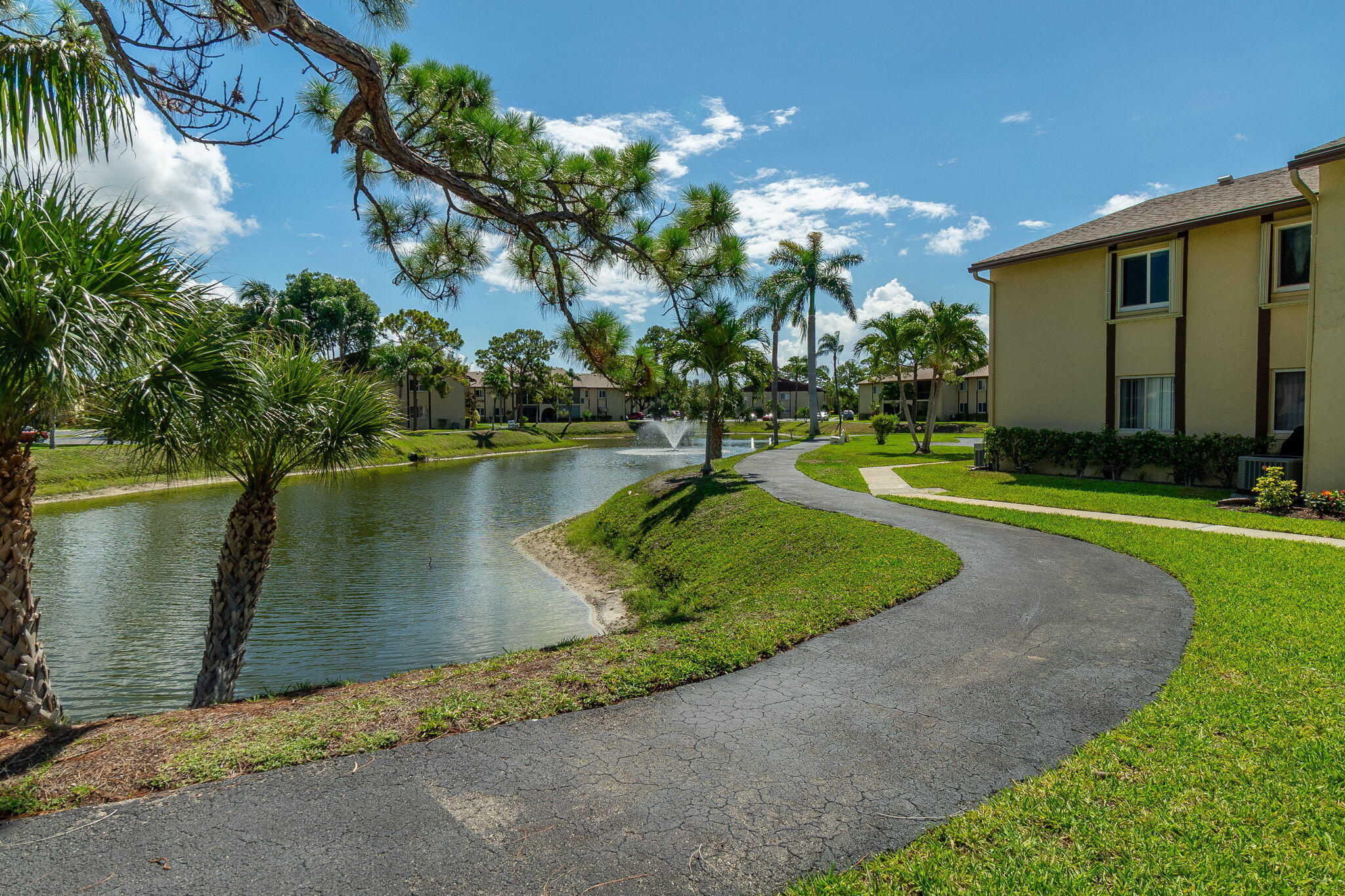 318 Pine Ridge Circle, Unit C2 Greenacres, FL 33463 - Photo 26 of 30 Walking Trail